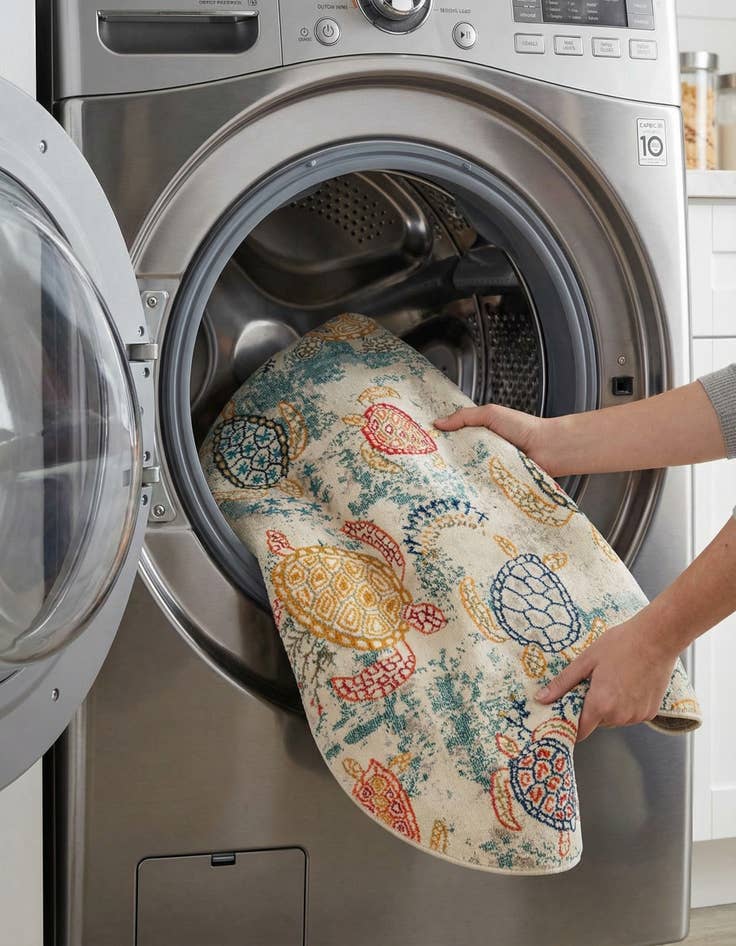 Detail image of  5' x 8'  Washable Amalfi Oval Rug