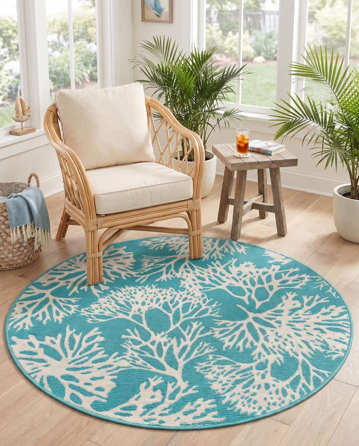 4' x 4' Easy-Clean Coastal Indoor / Outdoor Round Rug