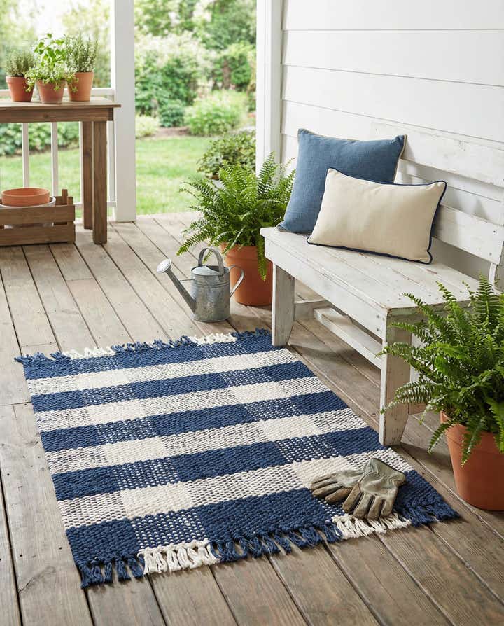 2' 2 x 3' Easy-Clean Eco Plaid Washable Indoor / Outdoor Rug