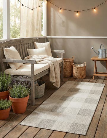 2' x 5' 3 Easy-Clean Checkered Indoor / Outdoor Runner Rug