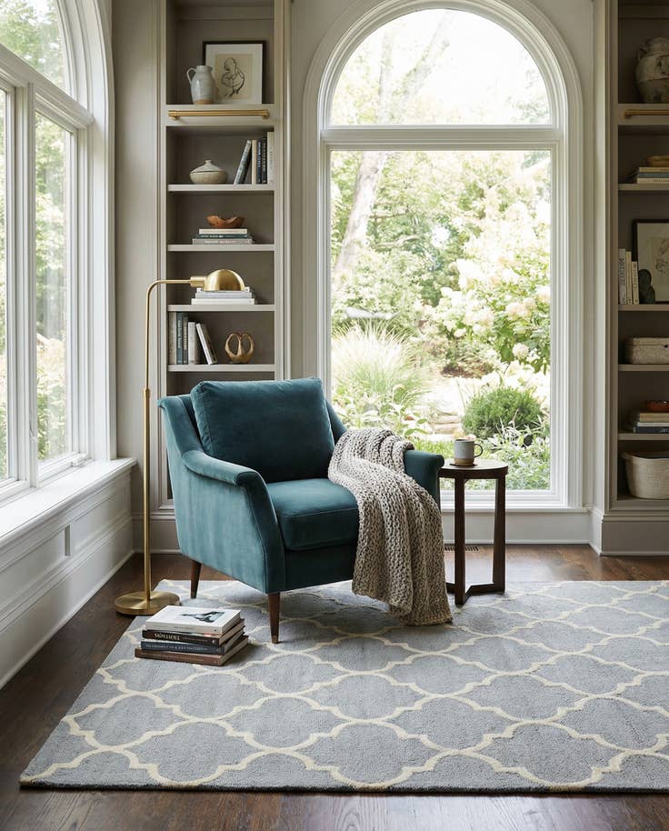 Detail image of 5' 1 x 8' 1 Luna Rug