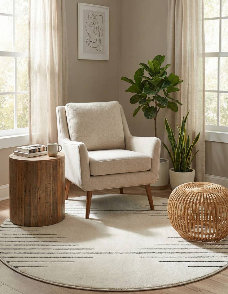 Detail image of 6' x 6' Prismatic Round Rug