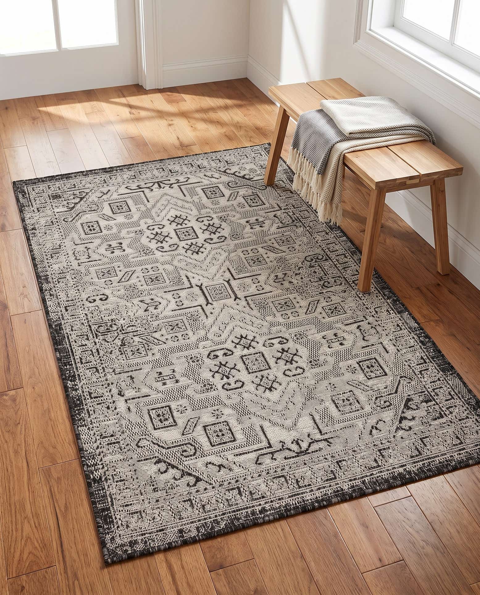 3' x 5' 3 Easy-Clean Aztec Indoor / Outdoor Rug