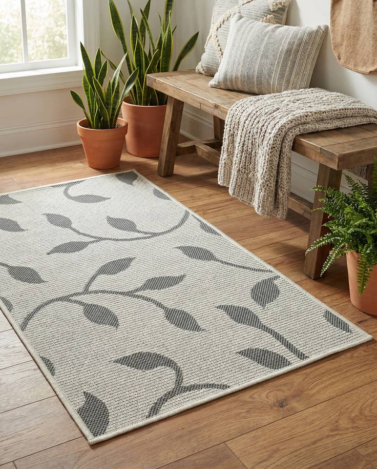 Detail image of 2' 2 x 3' Easy-Clean Botanical Indoor / Outdoor Rug
