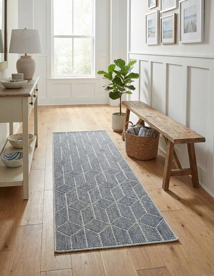Detail image of 2' x 6' 1 Easy-Clean Trellis Indoor / Outdoor Runner Rug