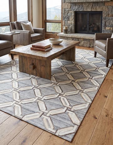 5' 4 x 8' Cowhide Rug