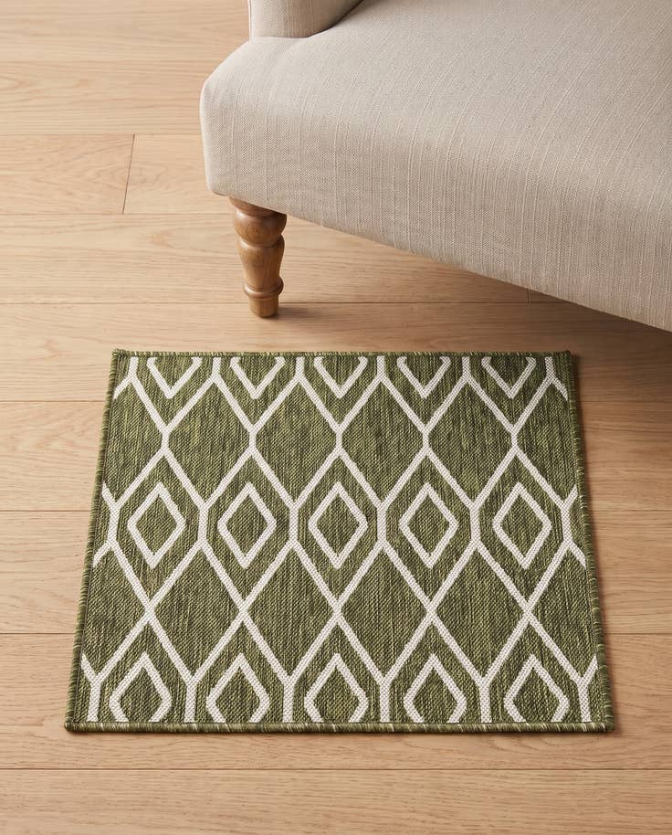 Detail image of 1' 4 x 1' 4 Easy-Clean Jill Zarin Turks and Caicos Indoor / Outdoor Sample Rug