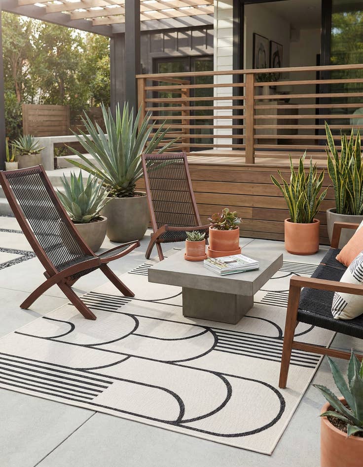 Detail image of 6' x 9'  Washable Modern Indoor / Outdoor Rug