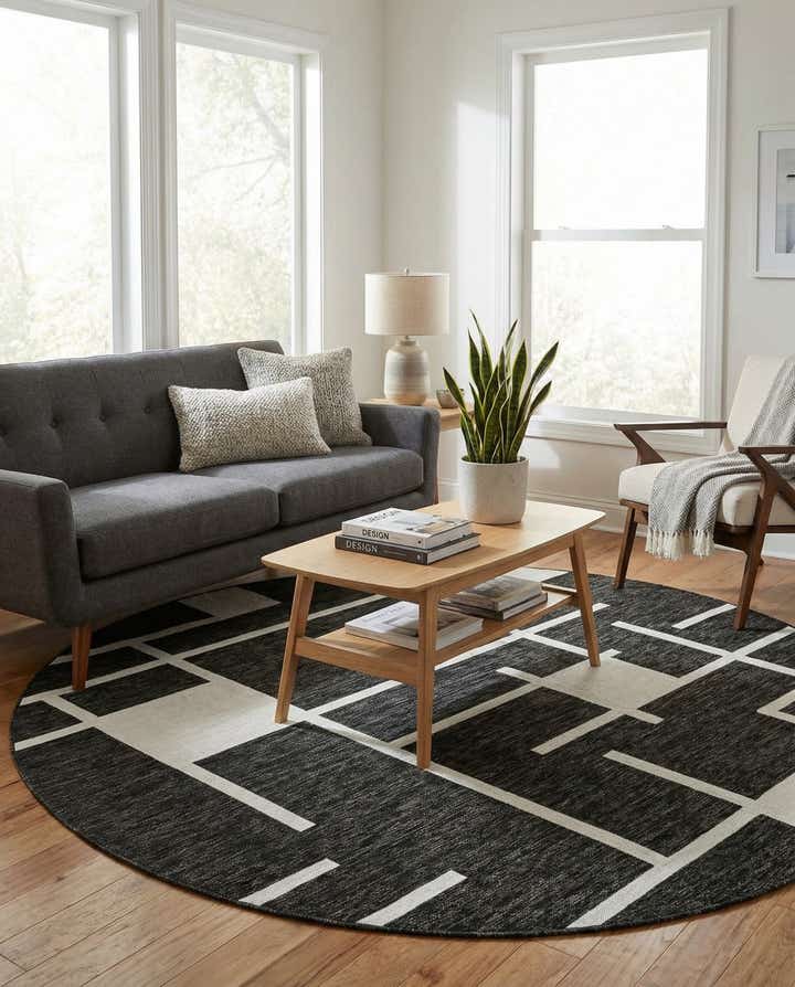 7' 10 x 7' 10 Easy-Clean Modern Indoor / Outdoor Round Rug