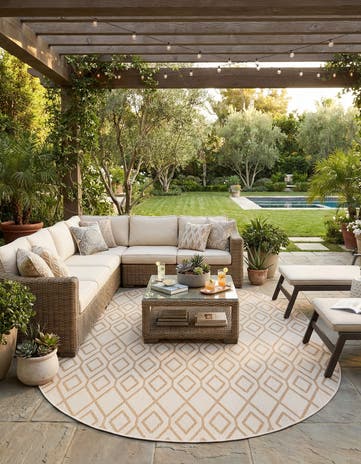 Beige Easy-Clean Jill Zarin Turks and Caicos Indoor / Outdoor Oval Rug