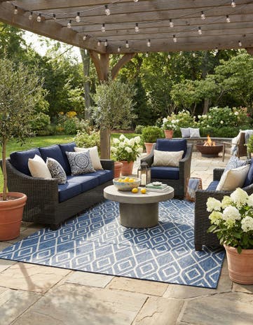 7' x 10' Easy-Clean Jill Zarin Turks and Caicos Indoor / Outdoor Rug