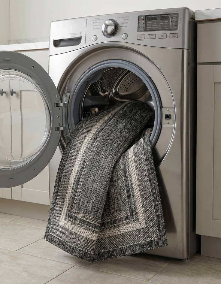 Detail image of 3' x 5' 3  Washable Border Indoor / Outdoor Rug