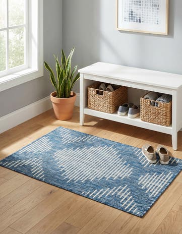 2' x 3' Easy-Clean Modern Indoor / Outdoor Rug
