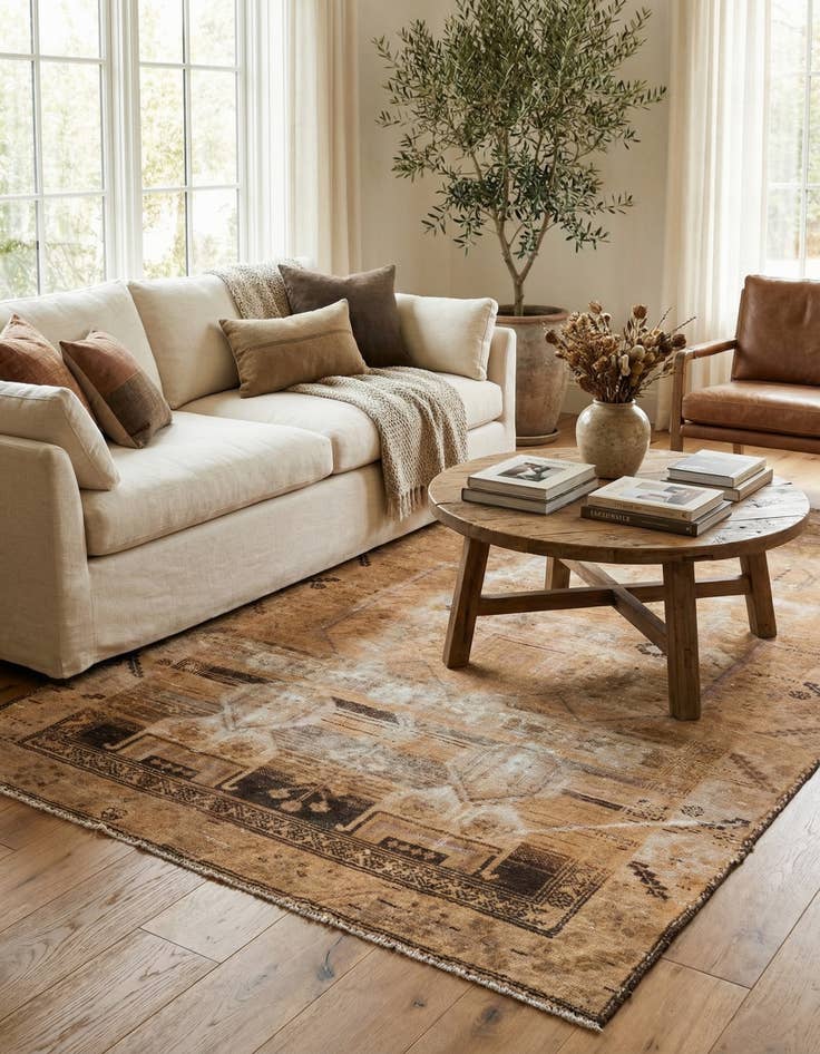 Detail image of 4' 6 x 8' 5  Hand Knotted Ultra Vintage Persian Wool Rug