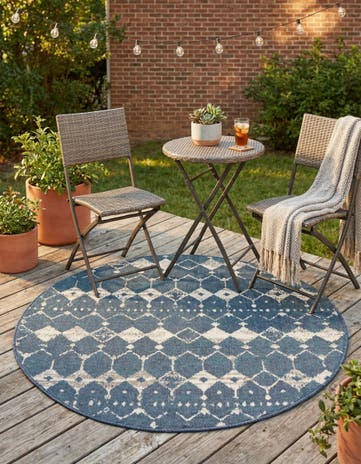 4' x 4' Easy-Clean Lattice Indoor / Outdoor Round Rug