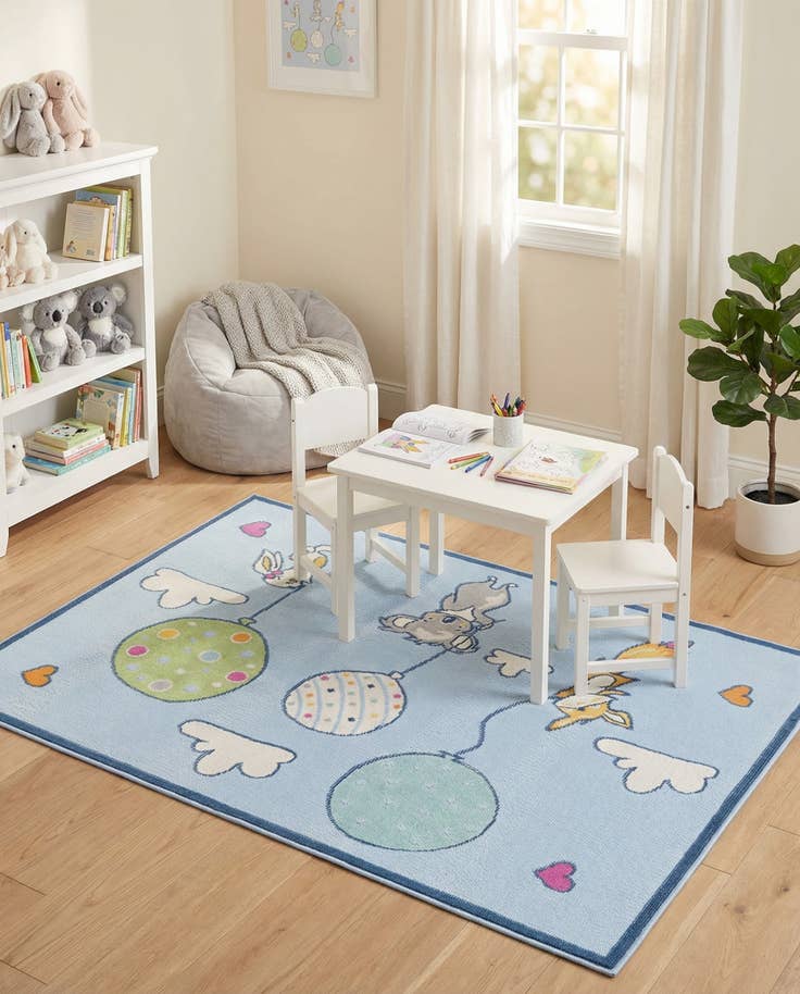 Detail image of 5' 3 x 7' 7 Easy-Clean Indoor / Outdoor Rug