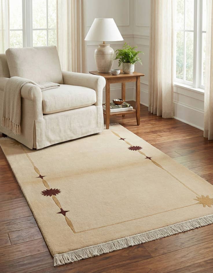 Detail image of 3' x 4' 10  Hand Knotted Darya Wool Rug