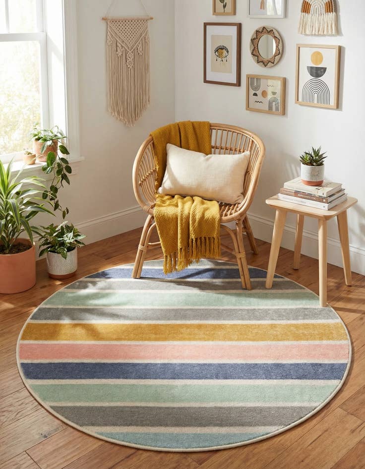 Detail image of 3' 3 x 3' 3 Lotus Round Rug