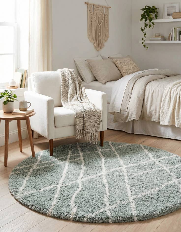 Detail image of  3' 3 x 3' 3 Soft Touch Shag Round Rug