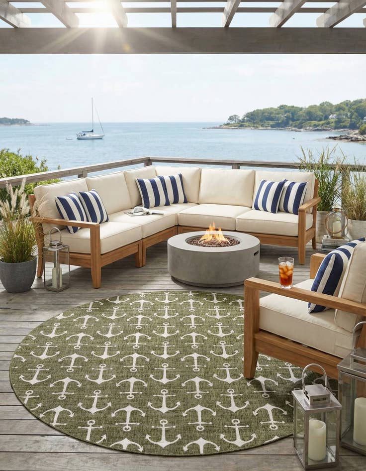 Detail image of 13' x 13'  Washable Coastal Indoor / Outdoor Round Rug