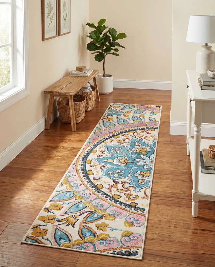 2' x 8' Easy-Clean Traditional Indoor / Outdoor Runner Rug