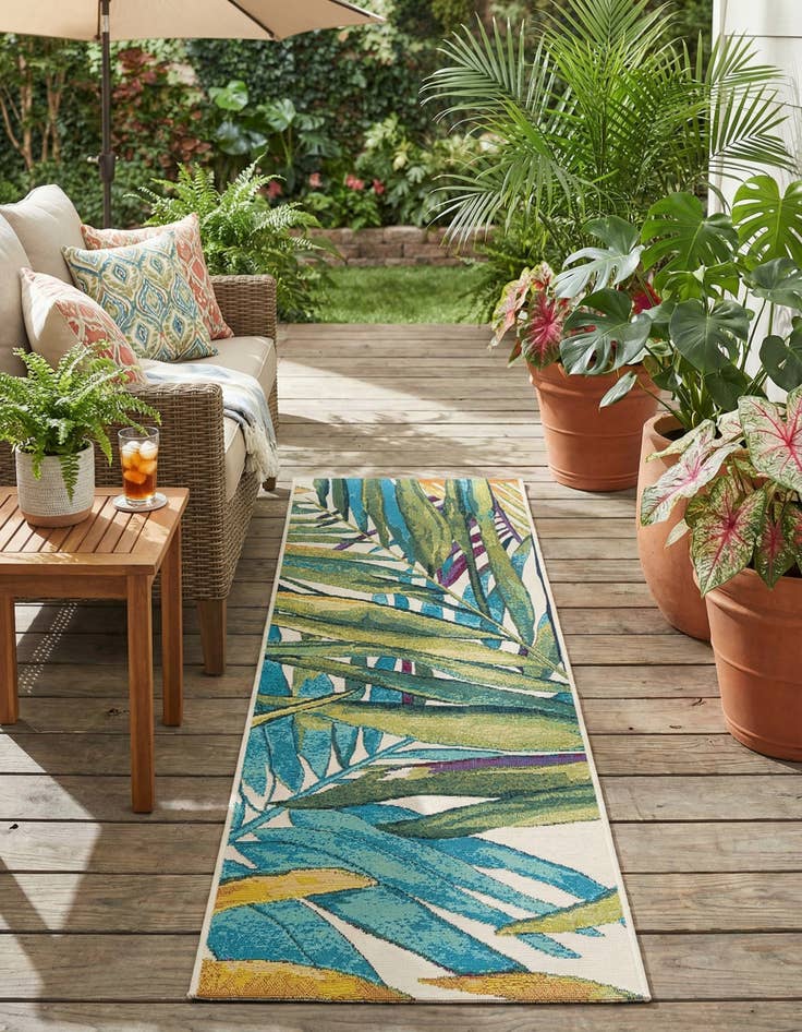 Detail image of 2' x 6' Easy-Clean Botanical Indoor / Outdoor Runner Rug