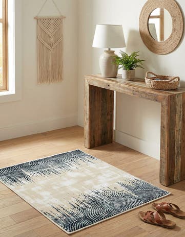 2' 2 x 2' 7 Nain Rug
