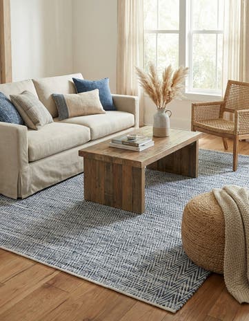 9' x 12' Hand Woven Chindi Chevron Rug
