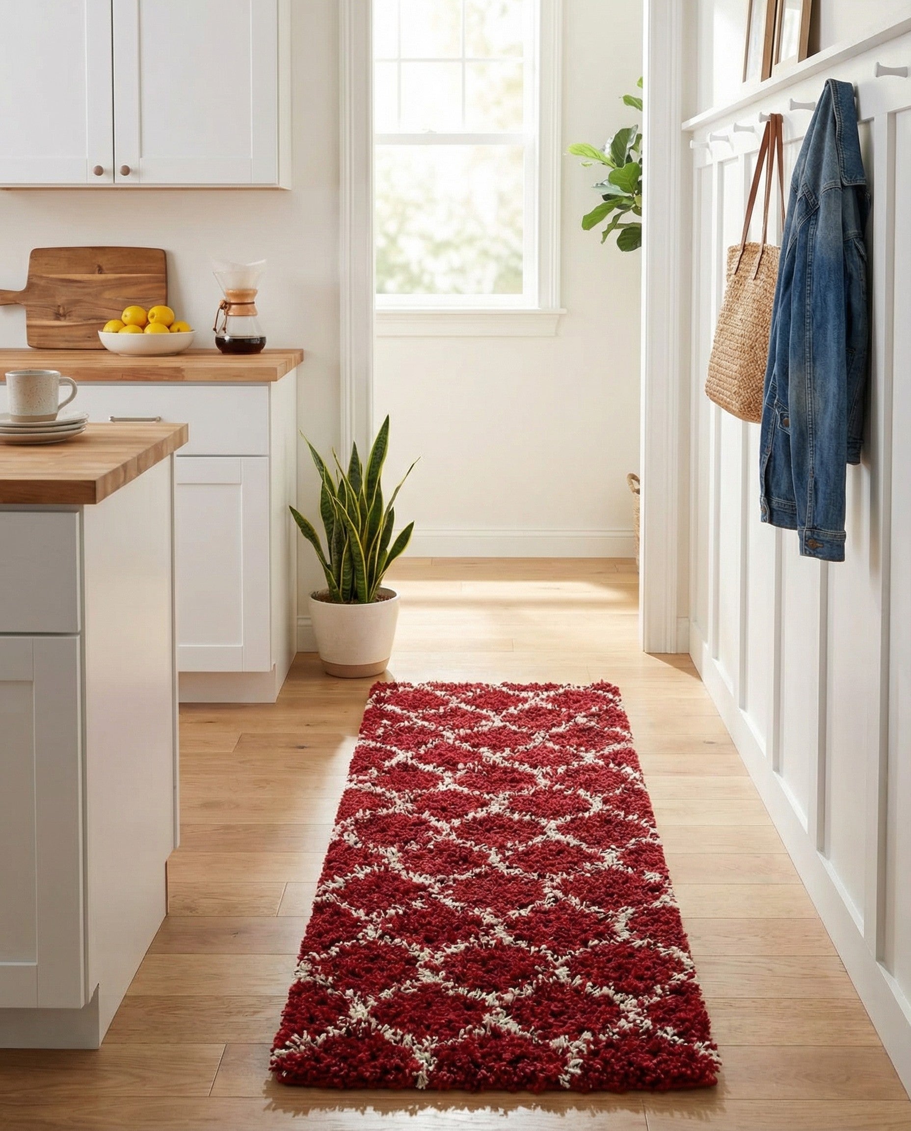  2' x 5' Lattice Shag Runner Rug