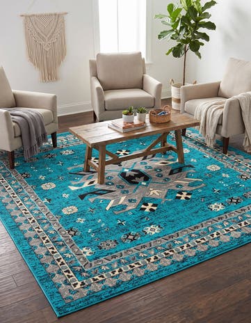 7' 10 x 7' 10 Heris Square Rug