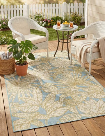 4' x 6' Easy-Clean Botanical Indoor / Outdoor Rug