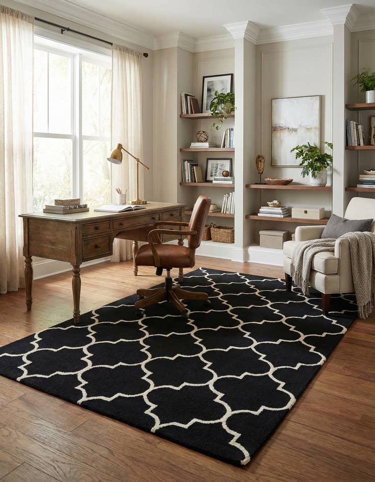 Detail image of 5' 1 x 8' Luna Wool Rug