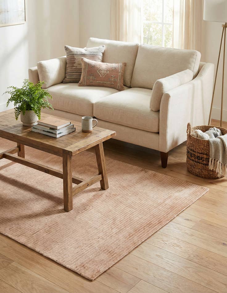 Detail image of 2' 7 x 5'  Hand Knotted Darya Wool Rug