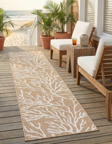 Taupe Easy-Clean Coastal Indoor / Outdoor Runner Rug