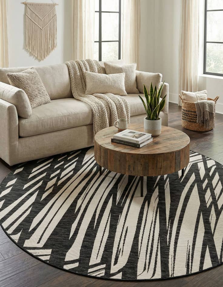 Detail image of  7' 10 x 7' 10  Washable Modern Indoor / Outdoor Round Rug