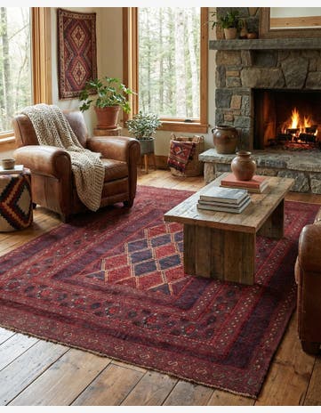 4' 10 x 6' 4 Hand Knotted Sumak Wool Rug