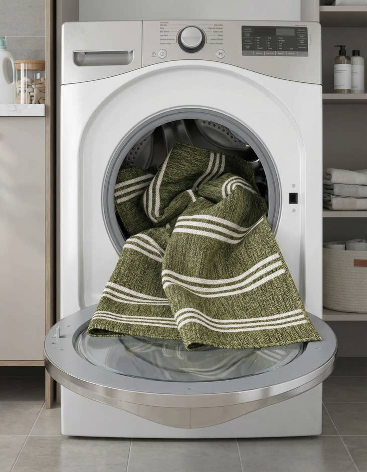 Detail image of 3' x 5' 3  Washable Jill Zarin Anguilla Indoor / Outdoor Rug