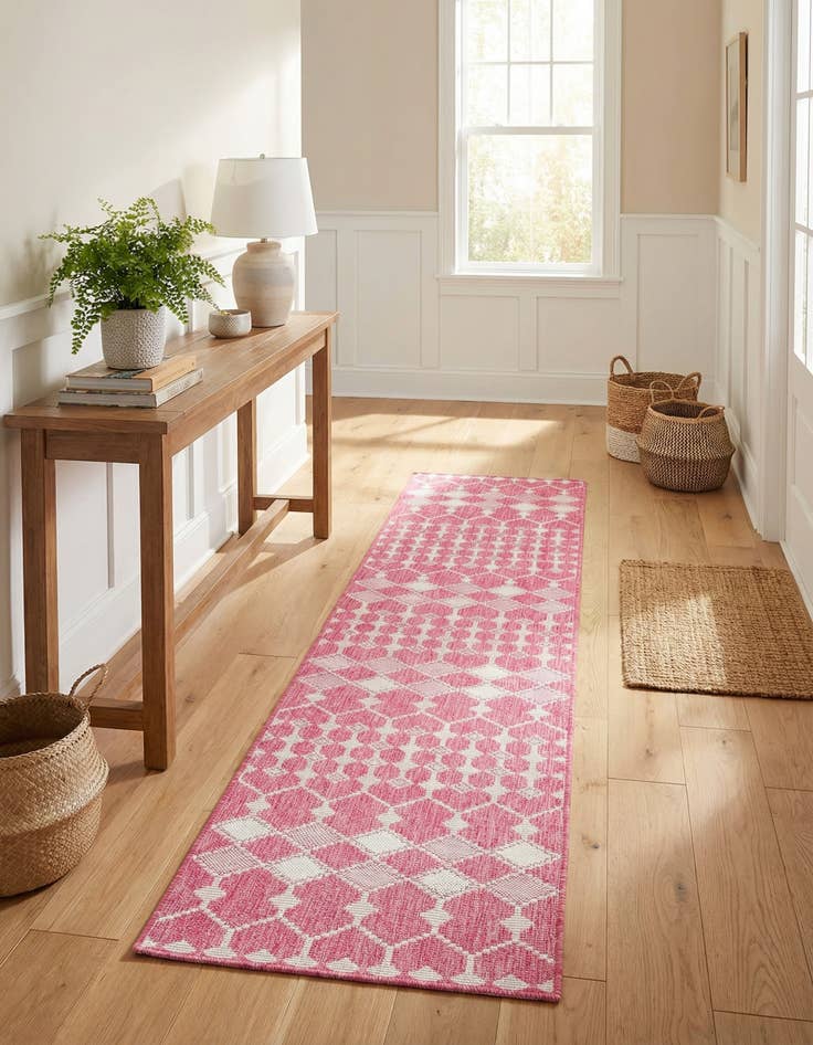 Detail image of 2' 7 x 10'  Washable Trellis Indoor / Outdoor Runner Rug