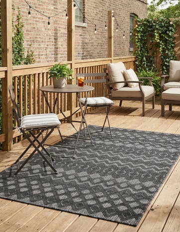 4' x 6' Easy-Clean Trellis Textured Indoor / Outdoor Rug
