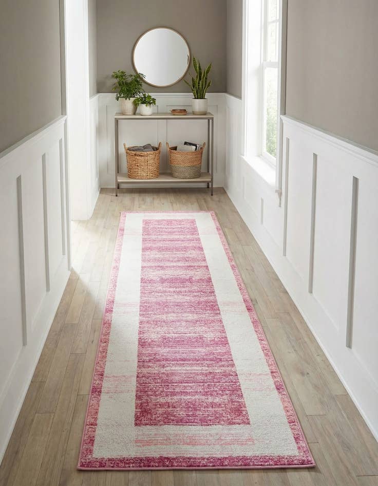 Detail image of 2' 7 x 8' Uptown Yorkville Runner Rug