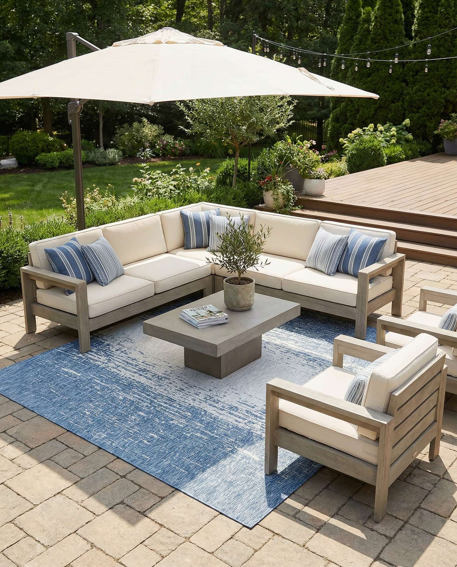 10' 8 x 10' 8 Easy-Clean Modern Indoor / Outdoor Square Rug