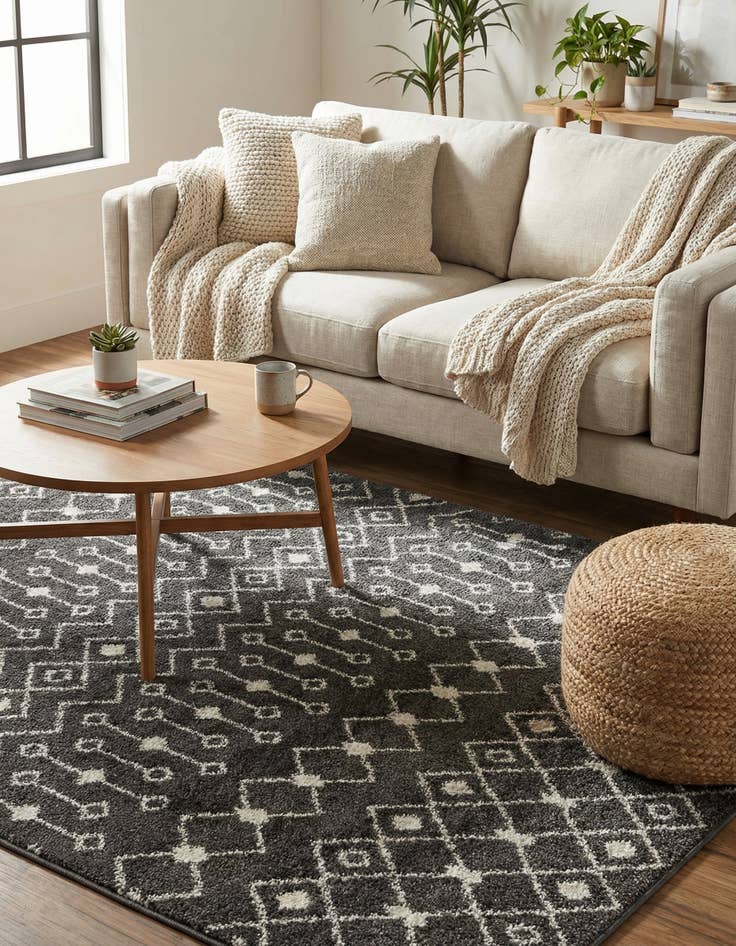 Detail image of 5' 3 x 8' Moroccan Trellis Rug