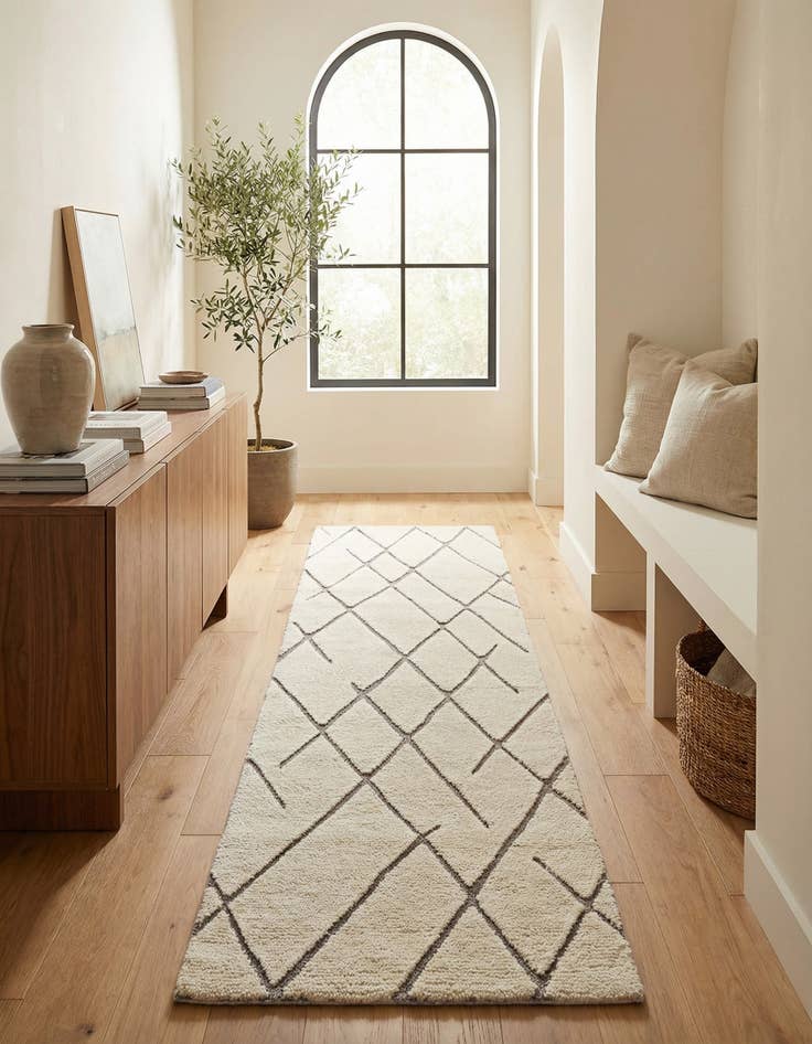 Detail image of 2' 7 x 10' Atlas Moroccan Wool Runner Rug