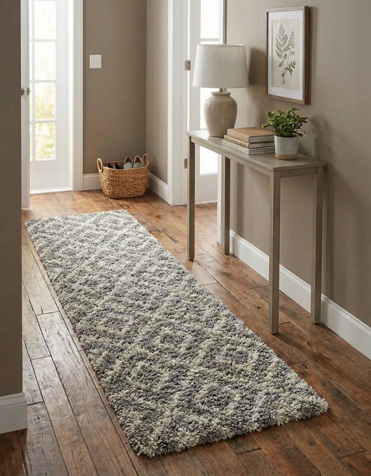 Detail image of  2' x 7' Lattice Shag Runner Rug