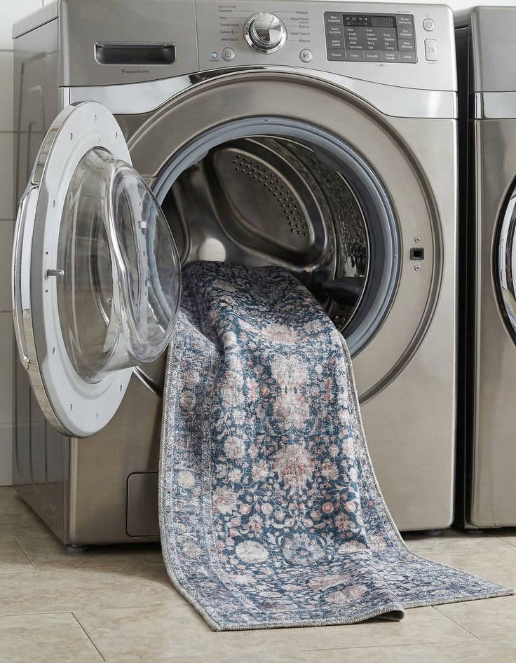 Detail image of 2' x 6' Yara Runner Rug