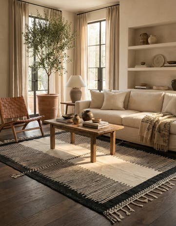 7' x 10' 5 Hand Knotted Moroccan Wool Rug