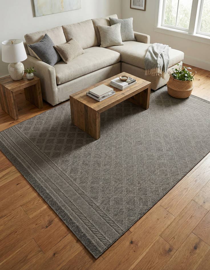 Detail image of  7' 1 x 10'  Washable Lattice Indoor / Outdoor Rug