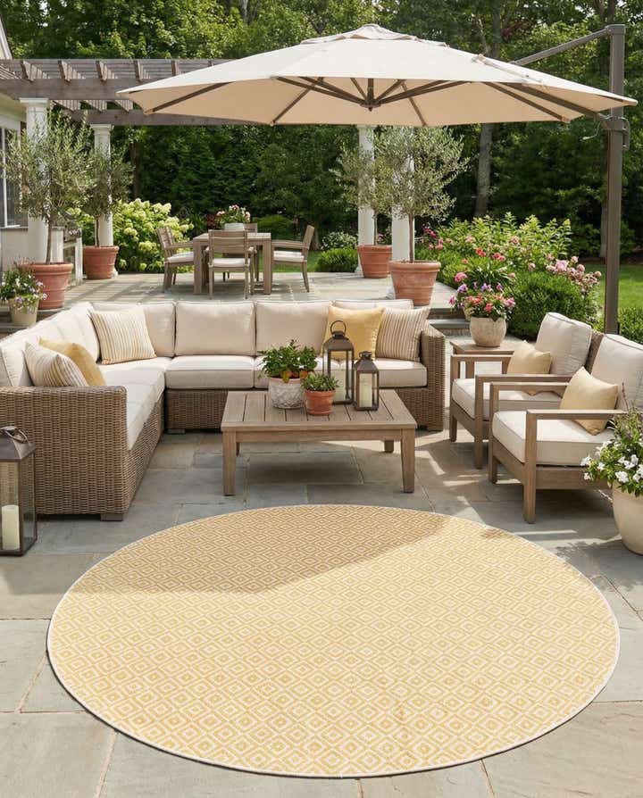 10' 8 x 10' 8 Easy-Clean Jill Zarin Costa Rica Indoor / Outdoor Round Rug