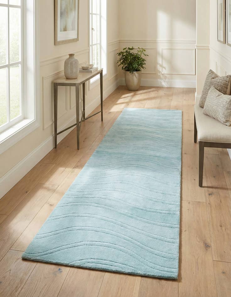 Detail image of 2' 7 x 9' 9  Hand Knotted Darya Wool Runner Rug