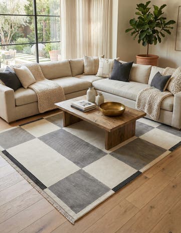 6' 11 x 9' 5 Hand Knotted Darya Wool Rug